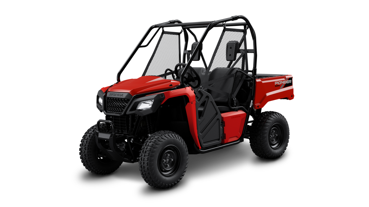 Une image de studio d'une Honda Pioneer 520